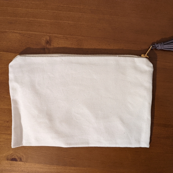 NWOT Mama Bear Purse Lightweight Canvas-Type Material - Picture 3 of 9